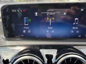 Mercedes-Benz CLA CLA200 Progressive - Image 17