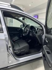 Honda BR-V 1.5 Comfort - Image 12