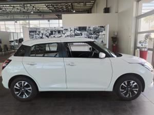 Suzuki Swift 1.2 GLX auto - Image 3