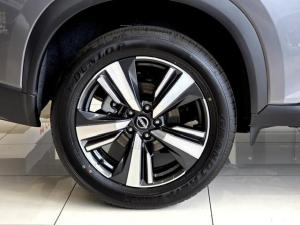 Nissan X-Trail 2.5 Acenta Plus 4WD - Image 10
