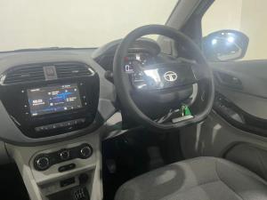Tata Tiago 1.2 XT manual - Image 8