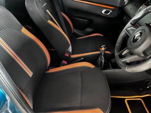 Renault Kwid 1.0 Climber manual - Image 11