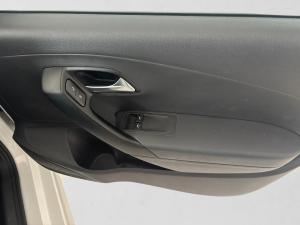 Volkswagen Polo Vivo hatch 1.4 - Image 13