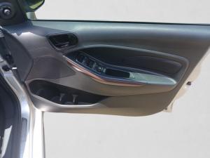 Ford Figo Freestyle 1.5 Titanium - Image 19