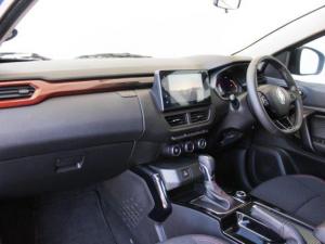 Renault Kiger 1.0 Turbo Intens auto - Image 16