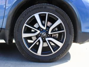 Nissan X-Trail 2.5 4x4 Tekna - Image 12