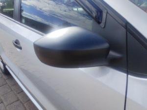 Volkswagen Polo Vivo hatch 1.4 Trendline - Image 18