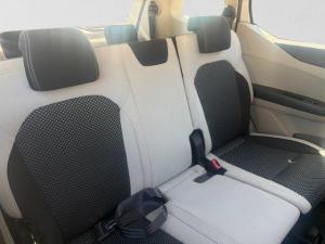 Renault Triber 1.0 Prestige - Image 13