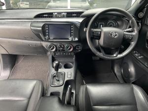 Toyota Hilux 2.8GD-6 Xtra cab 4x4 Legend 50 auto - Image 11