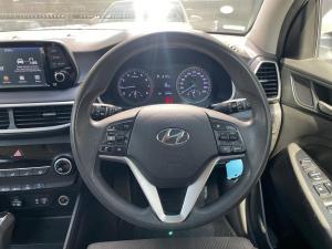 Hyundai Tucson 2.0 Premium auto - Image 19