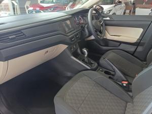 Volkswagen Polo sedan 1.6 auto - Image 18