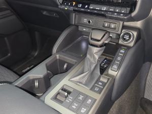 Toyota Land Cruiser Prado 2.8GD VX-R - Image 17