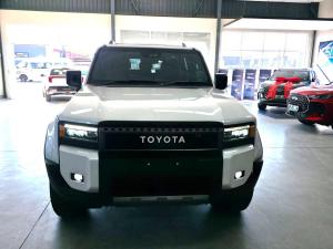 Toyota Land Cruiser Prado 2.8GD VX-R - Image 2