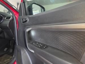 Renault Kiger 1.0 Turbo Intens manual - Image 10