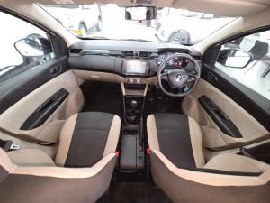 Renault Kiger 1.0 Zen manual - Image 10