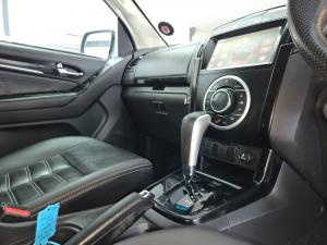 Isuzu mu-X 3.0 - Image 7