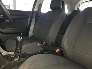 Suzuki Vitara Brezza 1.5 GL - Image 11