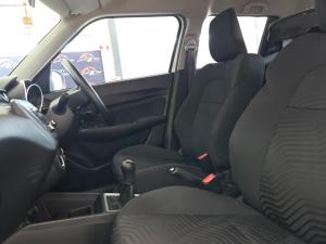 Suzuki Swift 1.2 GL manual - Image 11