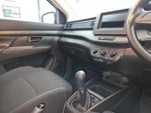 Suzuki Ertiga 1.5 GA - Image 12
