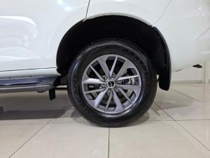 Isuzu mu-X 3.0TD LSE - Image 7