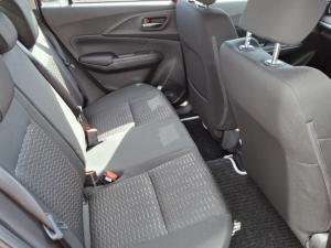 Suzuki Swift 1.2 GLX auto - Image 9