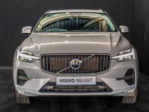 Volvo XC60 B5 AWD Essential - Image 2