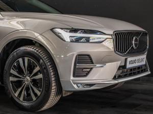 Volvo XC60 B5 AWD Essential - Image 6