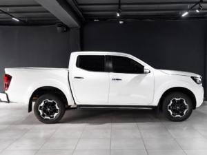 Nissan Navara 2.5DDTi double cab LE 4x4 - Image 2