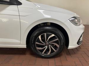 Volkswagen Polo hatch 1.0TSI - Image 6