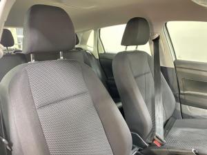 Volkswagen Polo hatch 1.0TSI - Image 8