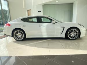 Porsche Panamera 4S - Image 5