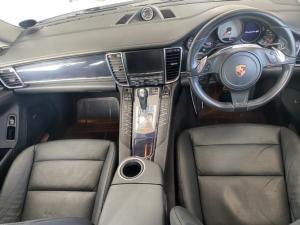Porsche Panamera 4S - Image 9