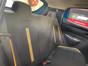 Renault Kwid 1.0 Climber auto - Image 8