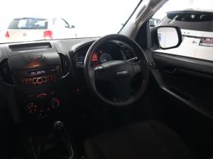 Isuzu KB 250D-Teq 4x4 Hi-Rider - Image 11