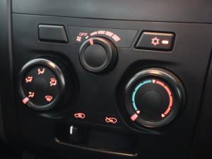 Isuzu KB 250D-Teq 4x4 Hi-Rider - Image 14