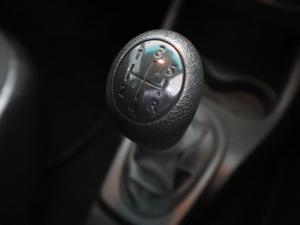 Nissan NP200 1.6i safety pack (aircon) - Image 14