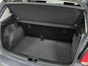 Volkswagen Polo Vivo hatch 1.6 Life - Image 14