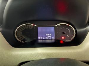 Nissan Magnite 1.0 Visia auto - Image 26