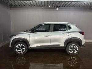 Nissan Magnite 1.0 Visia auto - Image 8