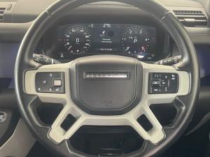 Land Rover Defender 110 D300 X-Dynamic HSE - Image 4