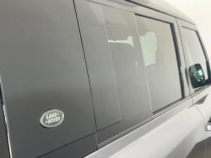 Land Rover Defender 110 D300 X-Dynamic HSE - Image 7
