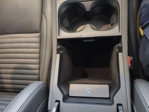 Land Rover Discovery Sport D200 R-Dynamic HSE - Image 14