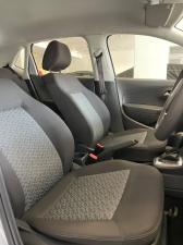 Volkswagen Polo Vivo hatch 1.6 Life - Image 13