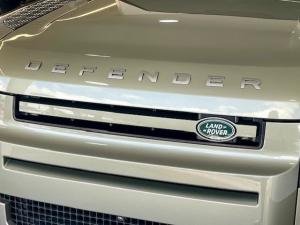 Land Rover Defender 110 D300 X-Dynamic HSE - Image 13