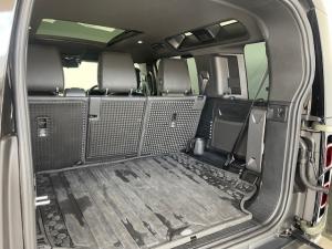 Land Rover Defender 110 D300 X-Dynamic HSE - Image 17