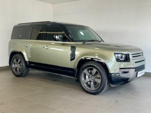 Land Rover Defender 110 D300 X-Dynamic HSE - Image 1