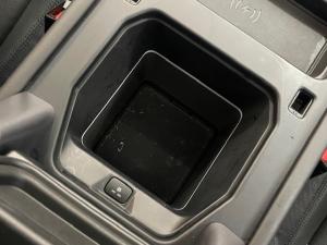 Land Rover Defender 110 D300 X-Dynamic HSE - Image 6