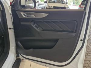 GWM P-Series 2.0TD double cab SX 4x4 auto - Image 10