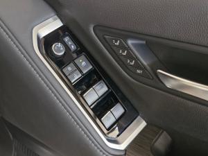 Toyota Land Cruiser 300 3.3D GR-Sport - Image 14