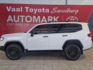 Toyota Land Cruiser 300 3.3D GR-Sport - Image 4